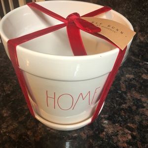 New Large Rae Dunn “HOME” planter